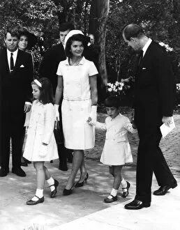 John Fitzgerald Kennedy Gallery: Jackie Kennedy with Prince Philip and her children Caroline