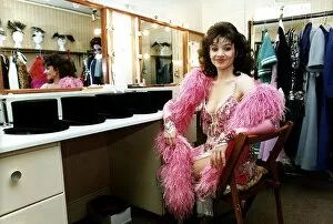Images Dated 5th March 1992: Jacqueline Dankworth in theatre dressing room daughter of Johnny Dankworth and Cleo Laine
