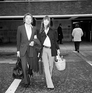 Images Dated 28th January 1971: Jane Birkin & Serge Gainsbourg at Heathrow airport January 1971
