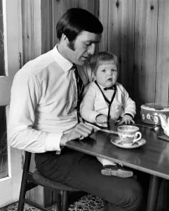 Images Dated 14th March 1970: Jeff Astle pictured at home with his youngest daughter Dawn. March 1970 P016891
