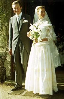Images Dated 4th August 1990: Jenny Agutter Actress weds swede Johan Tham in Oxfordshire DBase MSI A©Mirrorpix