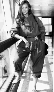 Boots And Shoes Gallery: Jenny Agutter British actress at Los Angeles Airport August 1983 A©mirrorpix