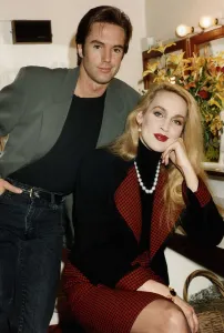 Jerry Hall Supermodel Actress With Mystery Man A©Mirrorpix Jerry Hall Supermodel Actress With Mystery Man A©Mirrorpix