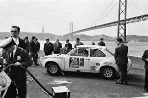 Images Dated 1st April 1970: Jimmy Greaves seen here at Lisbon docks in The Daily Mirror World Cup Rally