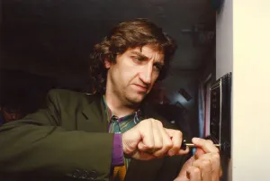 Images Dated 6th June 1991: Jimmy Nail was the centre of attraction to the children of Walker as he returned to his