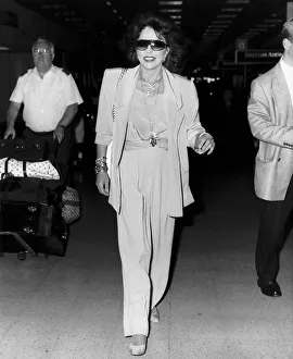 Joan Collins actress starred in Dynasty, July 1988 Joan Collins actress starred in Dynasty, July 1988