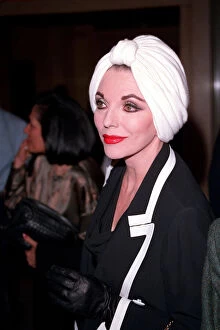 Joan Collins Gallery: JOAN COLLINS AT MARTNELL FASHION SHOW - 1991