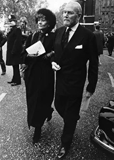 Joan Plowright Actress with Actor Lord Olivier at the memorial service of Actor Sir Ralph Joan Plowright Actress with Actor Lord Olivier at the memorial service of Actor Sir Ralph