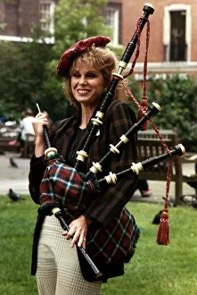 Images Dated 8th June 1989: Joanna Lumley actress June 1989