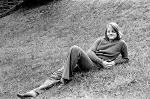 Images Dated 10th August 1976: Jodie Foster on the set of 'Candleshoe'at Compton Wynyates house, Warwickshire
