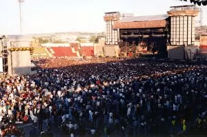 Images Dated 27th June 1995: John Bon Jovi performing at the Gateshead International Stadium. 27 / 06 / 95