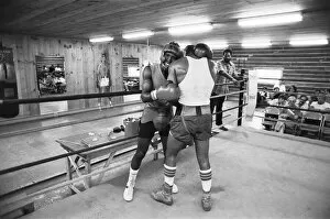 Images Dated 1st August 1979: John Conteh vs Matthew Saad Muhammad I. For WBC light-heavyweight title, Steel Pier