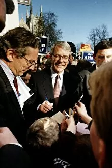 Images Dated 29th March 1992: John Major Prime Minister signs a boys wage packet at Selby during the 1992 elections