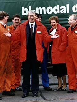 Images Dated 23rd March 1992: John Major Prime Minister with his wife Norma Major at Charterail'