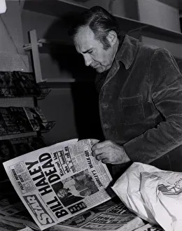 JOHN STONEHOUSE READS THE DAILY STAR 10/2/1981 JOHN STONEHOUSE READS THE DAILY STAR 10/2/1981