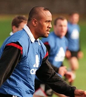 Images Dated 19th October 1999: Jonah Lomu New Zealand rugby player 19th October 1999 World Cup squad training at