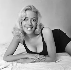 Images Dated 20th December 1970: Julie Goodyear, who plays barmaid Bet Lynch in Coronation Street. 20th December 1970