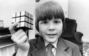 In just two minutes, 10 year old Ian Dyer achieves what many adults fail to manage after In just two minutes, 10 year old Ian Dyer achieves what many adults fail to manage after