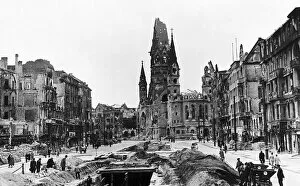 00136 Gallery: The Kaiser-Wilhelm-Gedachtniskirche church and surrounding buildings in Berlin Germany