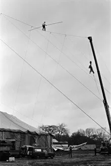 Images Dated 13th November 1974: Karl Wallenda, Tightrope Walker, crosses over Europes largest circus tent wire