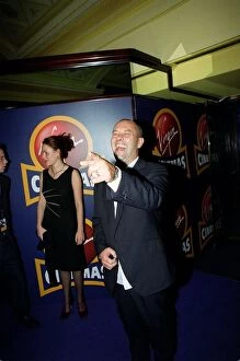 Images Dated 25th August 1998: Keith Allen Actor August 98 Arriving for the premiere of Lock Stock And Two Smoking