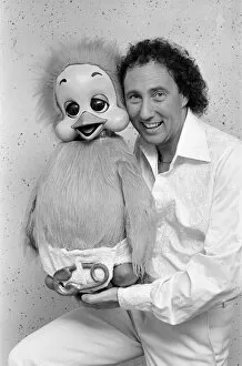Images Dated 8th June 1983: Keith Harris, ventriloquist and dummy, Orville the Duck, 8th June 1983