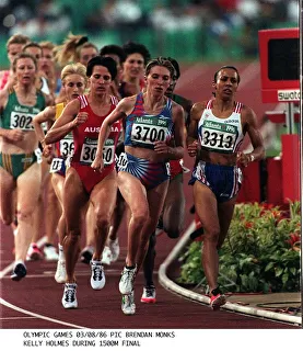 Kelly Holmes athlete of Great Britain during the 1500m final in the Atlanta Olympic Games Kelly Holmes athlete of Great Britain during the 1500m final in the Atlanta Olympic Games