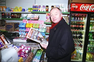 Ken Livingstone MP November 1999 buying the Mirror newspaper at his local Ken Livingstone MP November 1999 buying the Mirror newspaper at his local