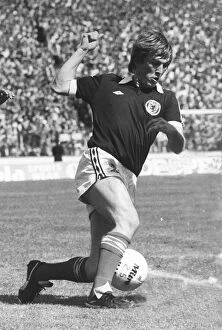 Images Dated 24th May 1980: Kenny Dalglish Scotland 1980 Scotland v England