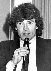 The Kevin Keegan Roadshow at the Heaton RAOB Club in February 1983 Kevin on stage The Kevin Keegan Roadshow at the Heaton RAOB Club in February 1983 Kevin on stage