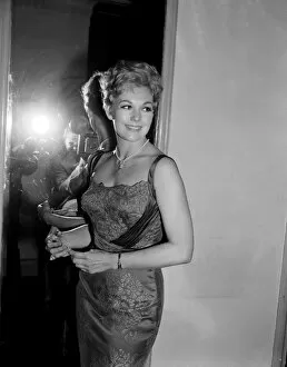00876 Gallery: Kim Novak attends the premiere of the Middle of the Night. June 1959