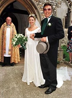 Images Dated 1st September 1996: Kim Wilde Actress Singer arrives at the church for her wedding to Hal Fowler with her