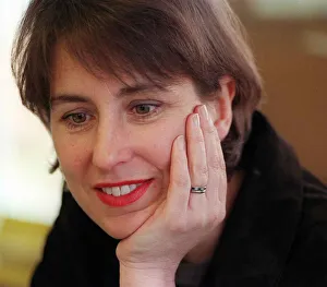 Kirsty Wark close up of the TV Presenter January 1999 With hand at face Kirsty Wark close up of the TV Presenter January 1999 With hand at face