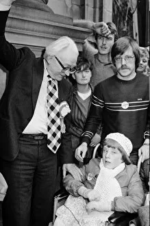 Images Dated 3rd June 1983: Labour leader Michael Foot electioneering in Yorkshire. 3rd June 1983