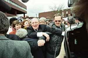 Images Dated 23rd March 1992: Labour leader Neil Kinnock visits Redditch, Worcestershire