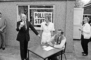Images Dated 11th June 1987: Labour leader Neil Kinnock and his wife Glenys go to cast their vote in the 1987 general