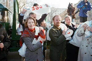 Labour party, Glenda Jackson and Robin Cook and party delivering a mass petition against
