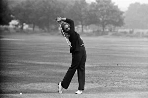 Images Dated 1st August 1975: Ladies golf at Sunningdale. Karolyn Kertzman. 1st August 1975
