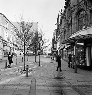 Images Dated 22nd January 1973: Lands Lane, in the centre of Leeds precinct, West Yorkshire. 22nd January 1973