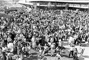 Images Dated 1st April 1978: A large crowd enjoying the spring weather in Peterlee in 1978