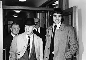 Images Dated 9th November 1972: Larry Lloyd Liverpool centre half smiles as he leaves FA Headquarters at Lancaster Gate