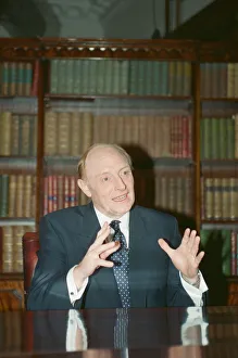 Images Dated 30th March 1992: Leader of the Labour Party Neil Kinnock is interviewed by David Dimbleby ahead of