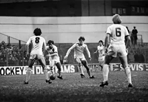 Images Dated 12th December 1981: Leeds United 0 v. Tottenham Hotspur 0. Decemebr 1981 MF04-04-001