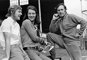 Images Dated 1st August 1972: Leicester City manager Jimmy Bloomfield with his two new signings Denis Rofe )left
