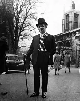 Leo Abse, Labour MP for Ponytpool. Circa 1963 Leo Abse, Labour MP for Ponytpool. Circa 1963