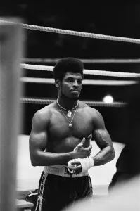 Leon Spinks wrapping his hands in the gym ahead of his second fight with Muhammad Ali Leon Spinks wrapping his hands in the gym ahead of his second fight with Muhammad Ali
