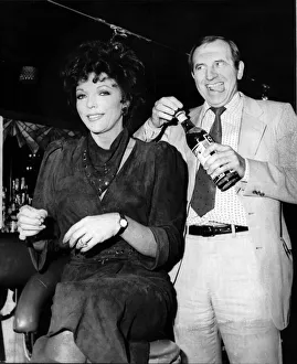Leonard Rossiter actor with Joan Collins in Cinzano advert Leonard Rossiter actor with Joan Collins in Cinzano advert