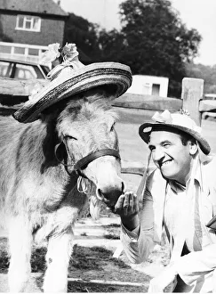 Leonard Rossiter with Rigsby the Donkey he adopted July 1982 Leonard Rossiter with Rigsby the Donkey he adopted July 1982