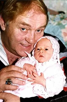 Images Dated 1st November 1992: Les Dawson comedian with his daughter A©Mirrorpix