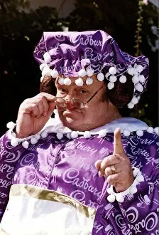 Images Dated 7th September 1992: Les Dawson Comedian dressed for Cadbury Pantomime